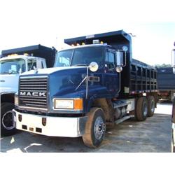 1995 MACK CH613 T/A DUMP
