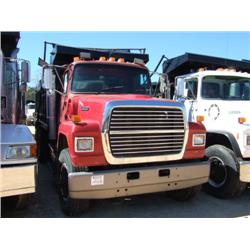 1995 FORD L9000 T/A DUMP