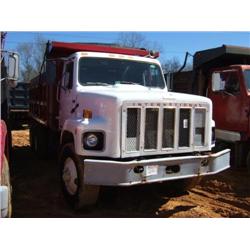 1987 INTERNATIONAL S2600 T/A DUMP