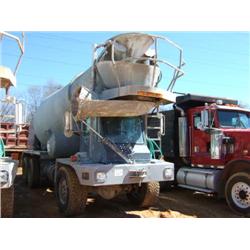1999 MACK FDM7133 FRONT DISCHARGE CONCRETE MIXER