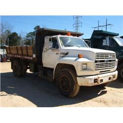 1991 FORD F700 S/A DUMP