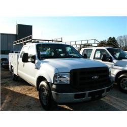 2005 FORD F250 SERVICE TRUCK