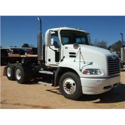 2004 MACK CV613 T/A TRUCK TRACTOR
