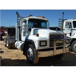 1998 MACK RD688S T/A TRUCK TRACTOR