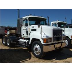 2001 MACK CH613 T/A TRUCK TRACTOR