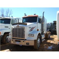 1996 KENWORTH T800 T/A TRUCK TRACTOR