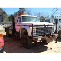 1977 FORD F600 FLATBED BOOM TRUCK