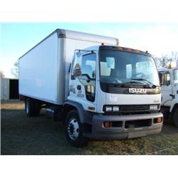 2001 ISUZU S/A VAN TRUCK