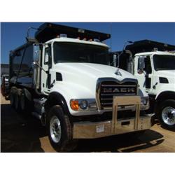 2007 MACK CV713 TRI-AXLE DUMP