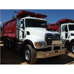 2007 MACK CV713 TRI-AXLE DUMP