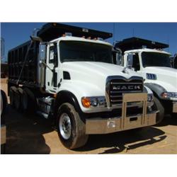 2007 MACK CV713 TRI-AXLE DUMP