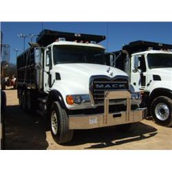 2007 MACK CV713 TRI-AXLE DUMP