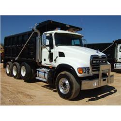 2007 MACK CV713 TRI-AXLE DUMP