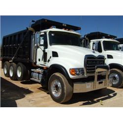 2007 MACK CV713 TRI-AXLE DUMP
