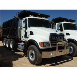 2007 MACK CV713 TRI-AXLE DUMP