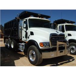 2007 MACK CV713 TRI-AXLE DUMP