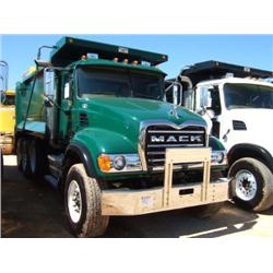 2006 MACK CV713 TRI-AXLE DUMP
