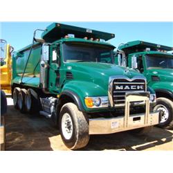 2006 MACK CV713 TRI-AXLE DUMP