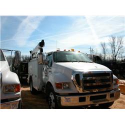 2004 FORD F650 SERVICE TRUCK