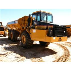 CAT D250E ARTICULATING DUMP