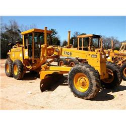 JOHN DEERE 770B MOTOR GRADER