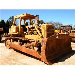 CAT D8K CRAWLER TRACTOR