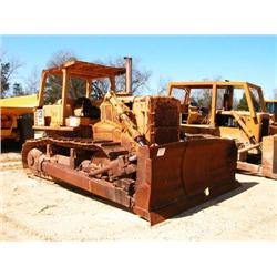 CAT D7F CRAWLER TRACTOR