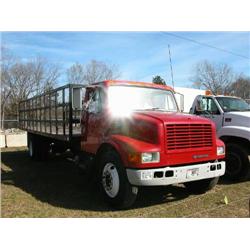 1999 INTERNATIONAL 4700 S/A FLATBED