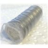 Image 1 : Roll of 2000 Canadian quarters, uncirculated original packaging.