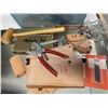 Image 2 : Instructions and Tools for crafting leather