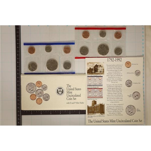 1992 US MINT SET (UNC) P/D (WITH ENVELOPE) AND