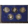 Image 1 : 5 COIN KENNEDY HALF DOLLAR PF SET IN BLUE CLAM