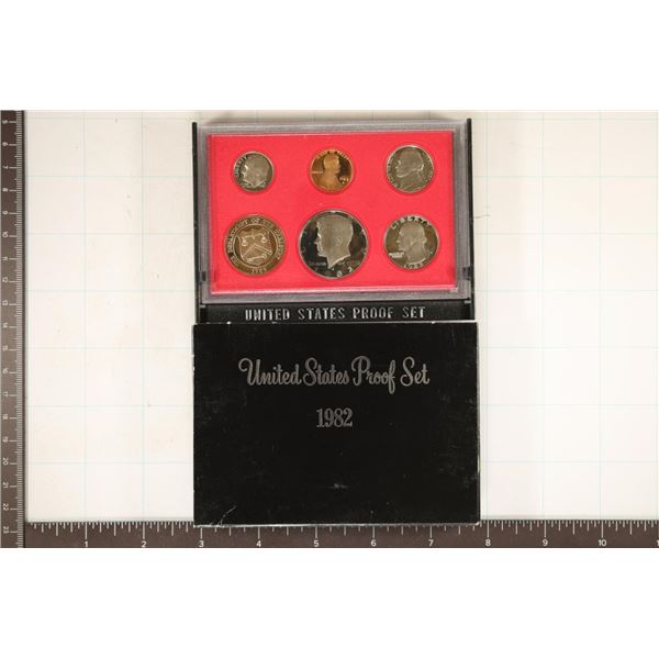 1982 US PROOF SET (WITH BOX)