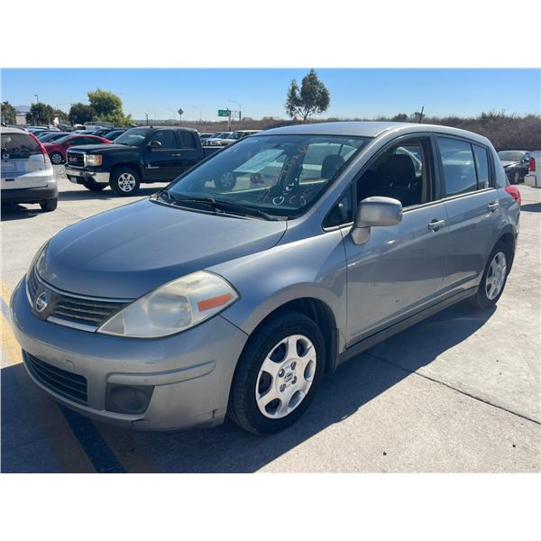 NISS VERSA 2009 T-DON - SMOG