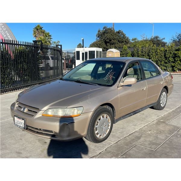 HOND ACCORD 2002 T-DONATION