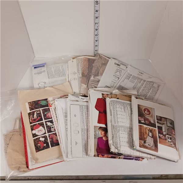 Lot of Vintage Sewing Patterns