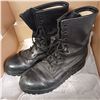 Image 3 : US Military Issued Vibram Boots - Size 9.5