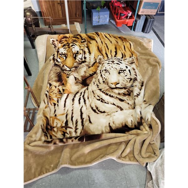 Queen or Double Size Tiger Plush Blanket - Good Condition