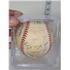 Image 5 : Encased Signed Baseball