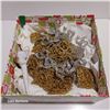 Image 1 : Box of Porcelain & Fancy Gold / Silver Ornaments