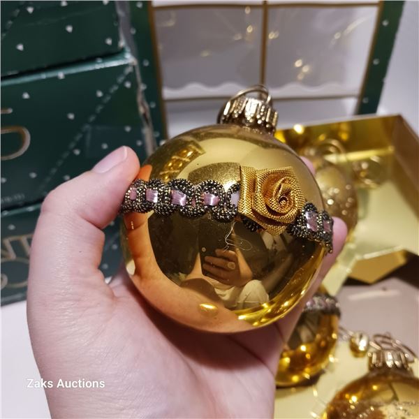 5 Boxes Of Vintage Noma Accent Gold With Rose