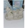 Image 5 : Various Household Items - Young Living Diffuser, Ceramic Frames, Sand Castle ++