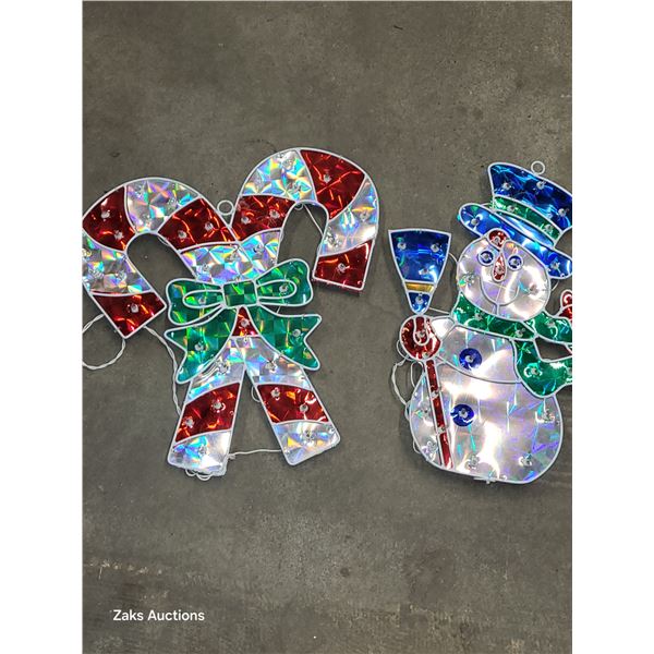 Lot of 2 Light Up Window Christmas Decor