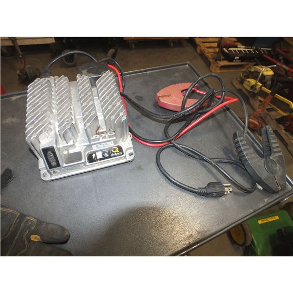 Delta Q Battery Charger