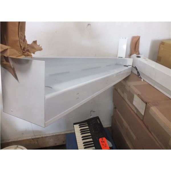 10 Cases of 3 Led Light Fixtures