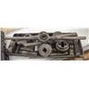 Image 1 : HEAVY DUTY 1" TAP & DIE THREADING SET