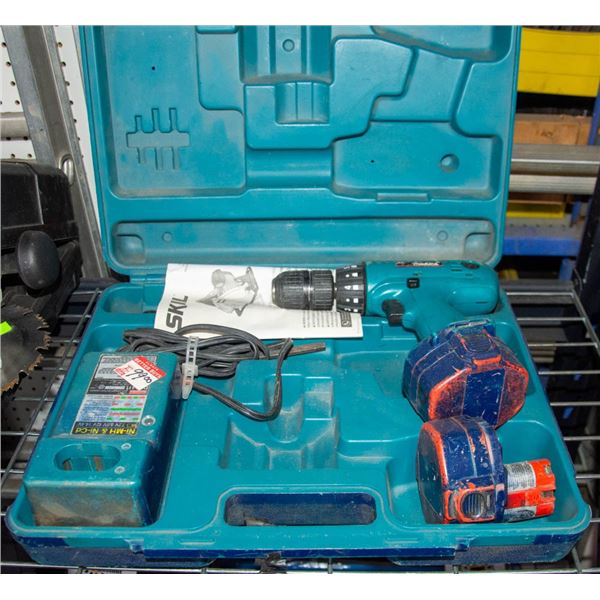 MAKITA DRILL KIT W/ CHARGER