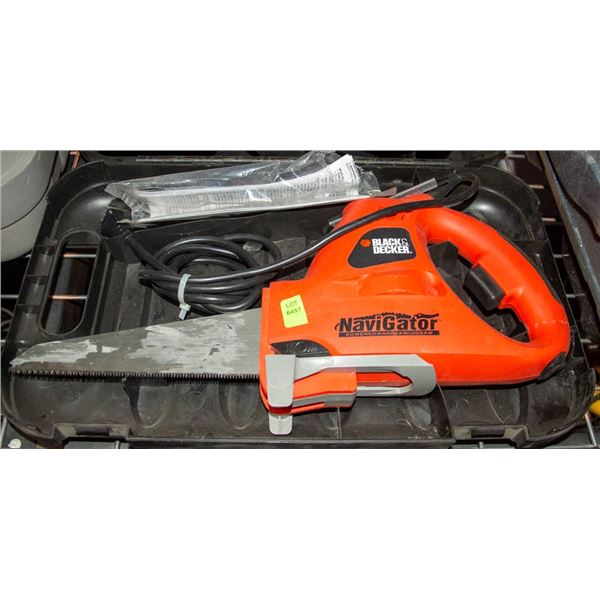 BLACK AND DECKER NAVIGATOR SAW IN KIT