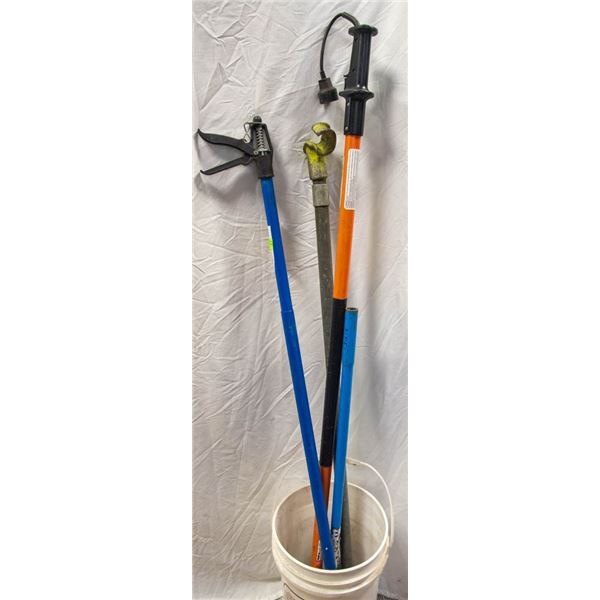 PAIL OF ASSORTED TOOL EXTENSION BARS