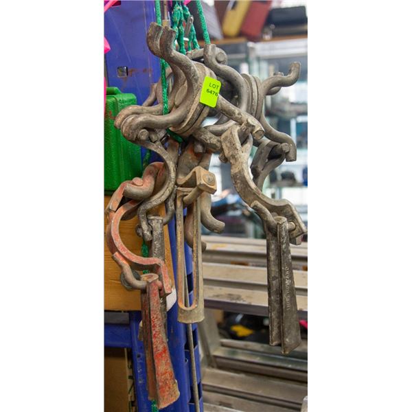 LOT OF ASSORTED METAL CLIPS